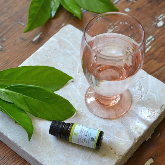 Top 8 Essential Oils For Detoxing Into the New Year