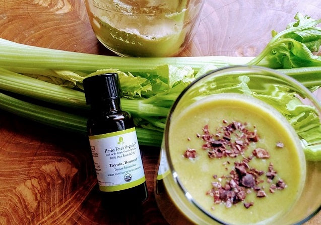 Vitamin C Smoothie with Organic Thyme Essential Oil